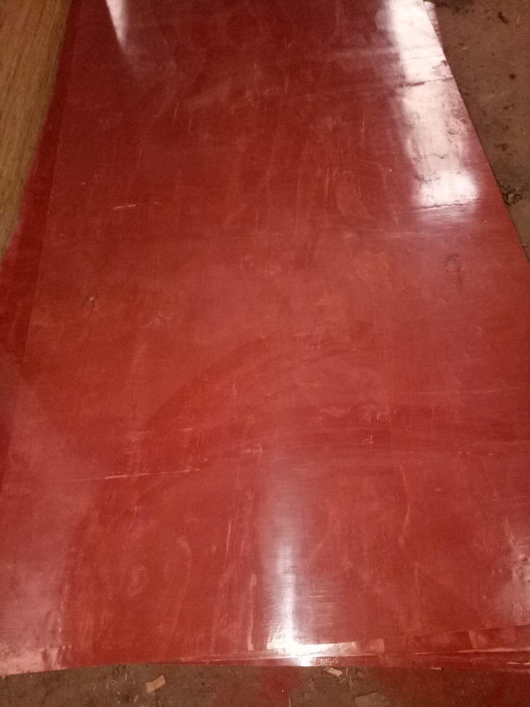 廠家直銷建筑模板，彩色瀝青專用鐵紅，色粉