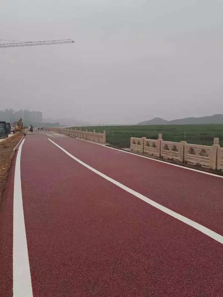 廠家直銷建筑模板，彩色瀝青專用鐵紅，色粉